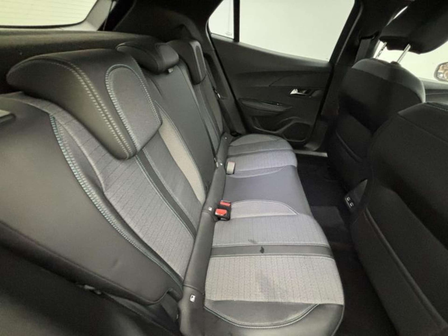 Used Peugeot 2008 2022 for sale - 76829949: Photo 6