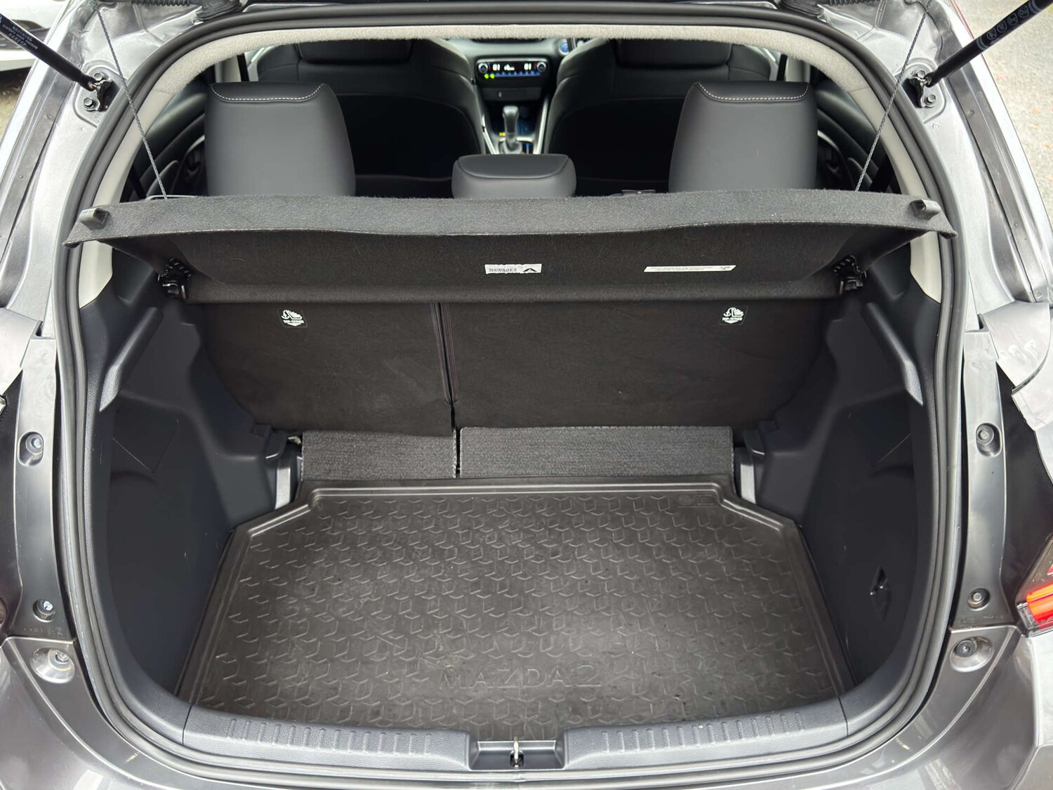 Used Mazda Mazda2 HYBRID 2022 for sale - 76569723: Photo 17