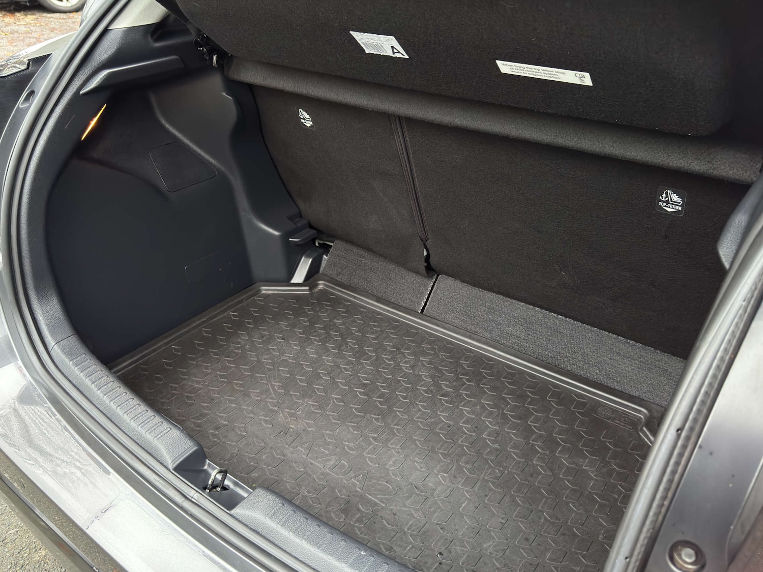 Used Mazda Mazda2 HYBRID 2022 for sale - 76569723: Photo 18