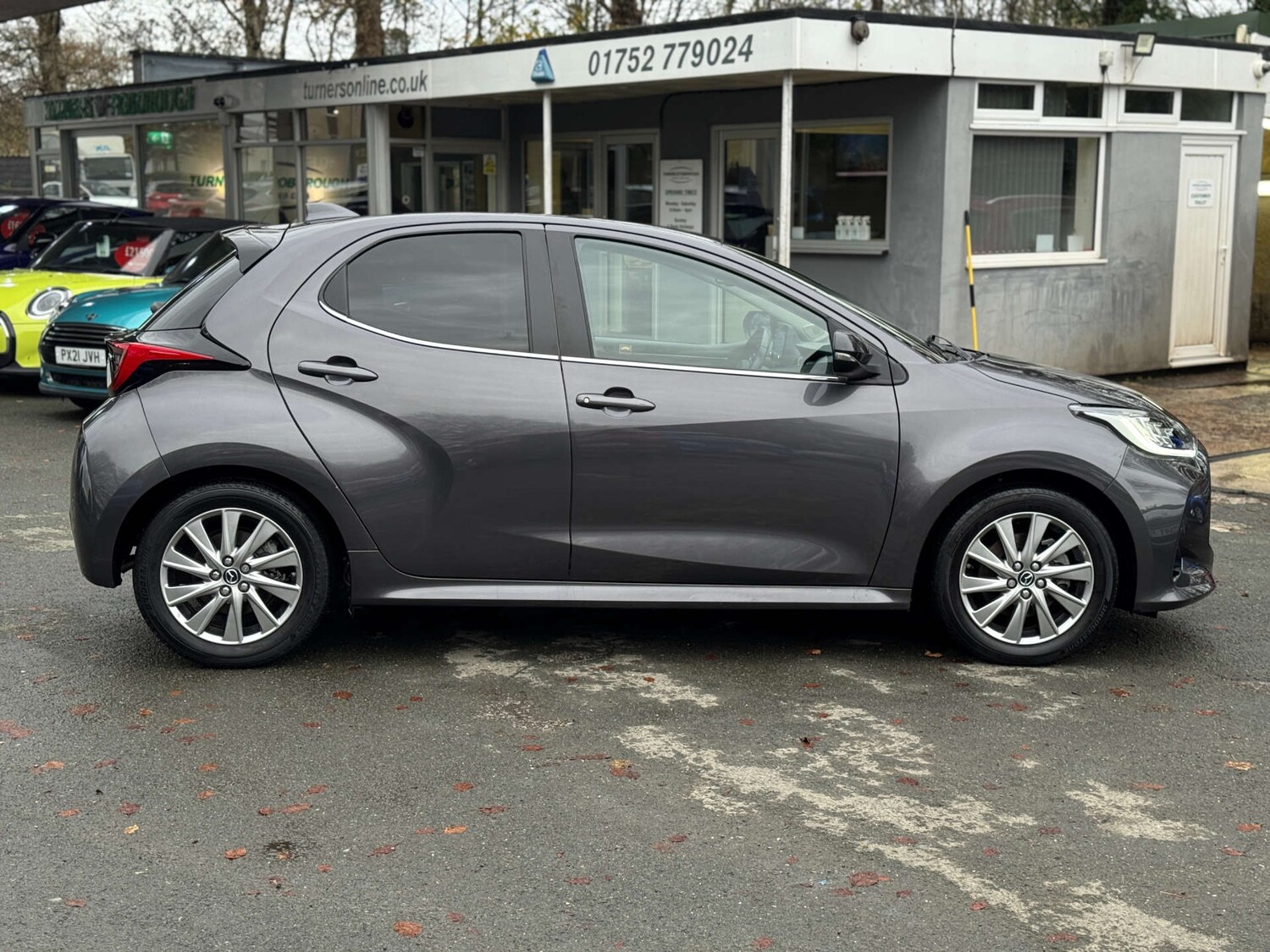 Used Mazda Mazda2 HYBRID 2022 for sale - 76569723: Photo 8