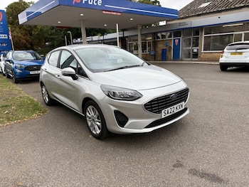 2022 (22) - 1.0 EcoBoost Titanium 5dr