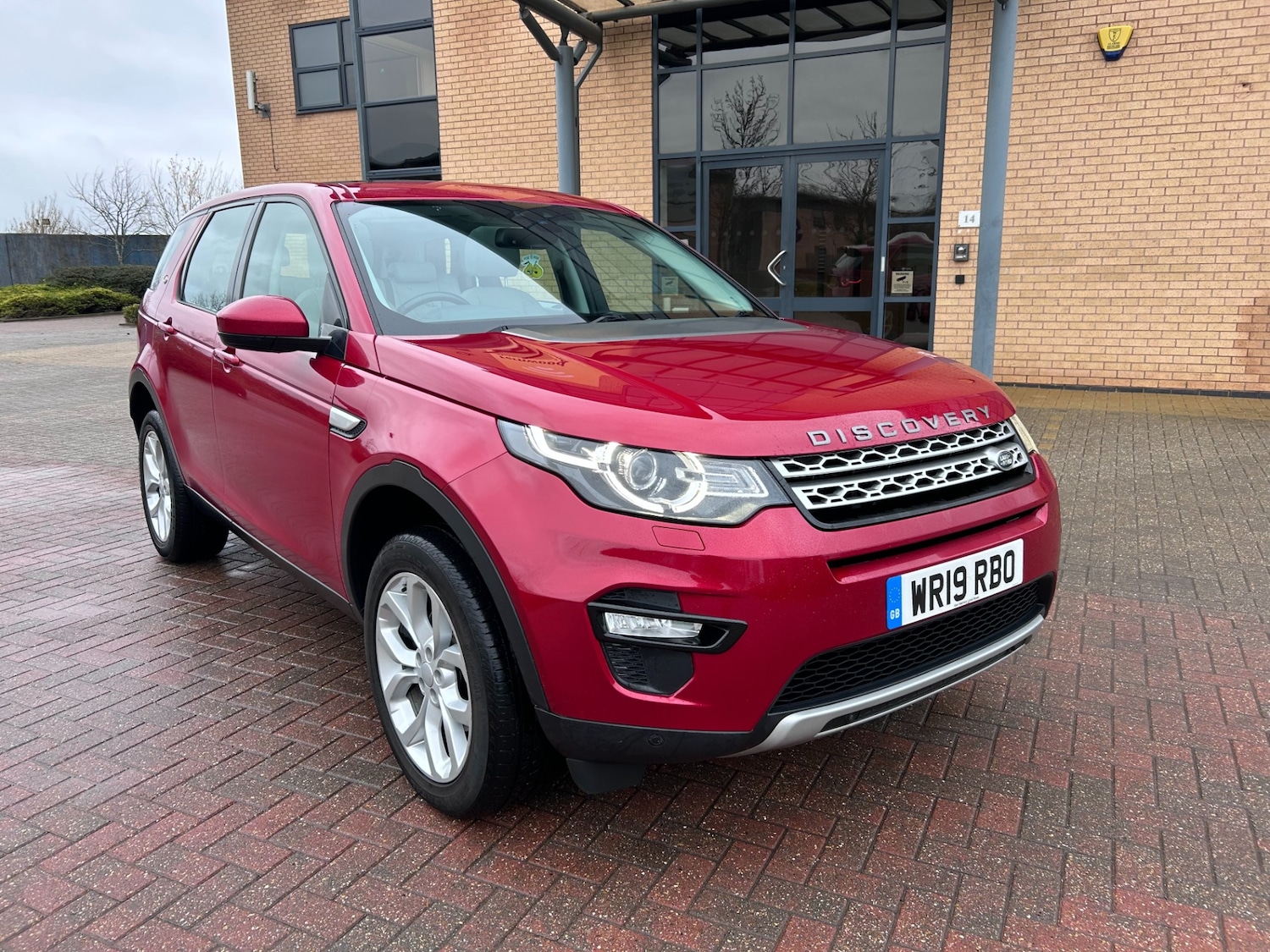 Used Land Rover Discovery Sport 2019 for sale - 77054644: Photo 4