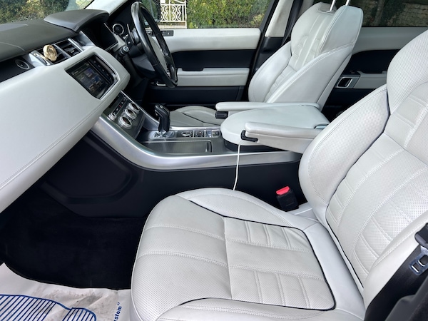 Used Land Rover Range Rover Sport 2016 for sale - 76324876: Photo 16
