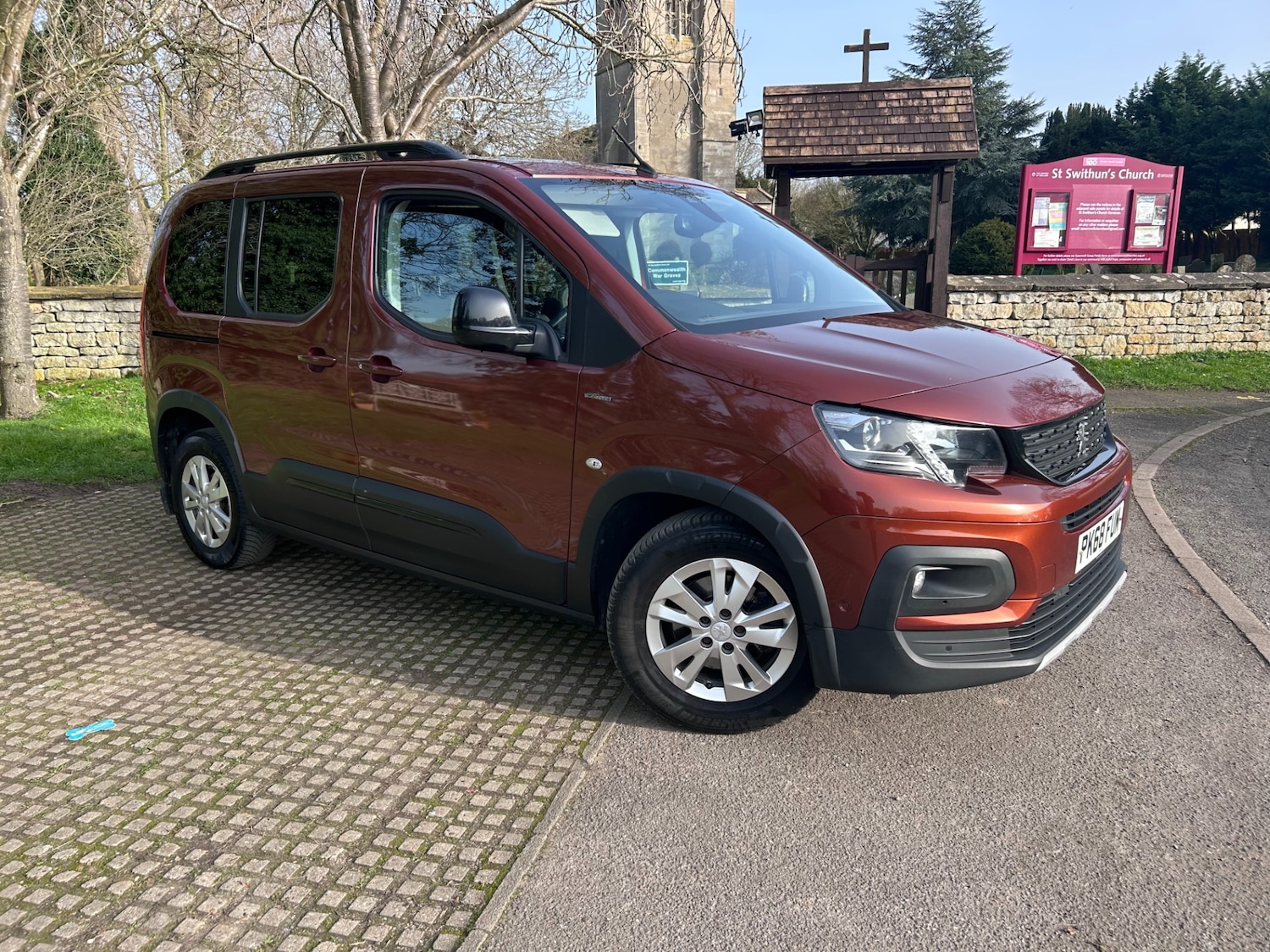 Used Peugeot Rifter 2018 for sale - 77774240: Photo 2