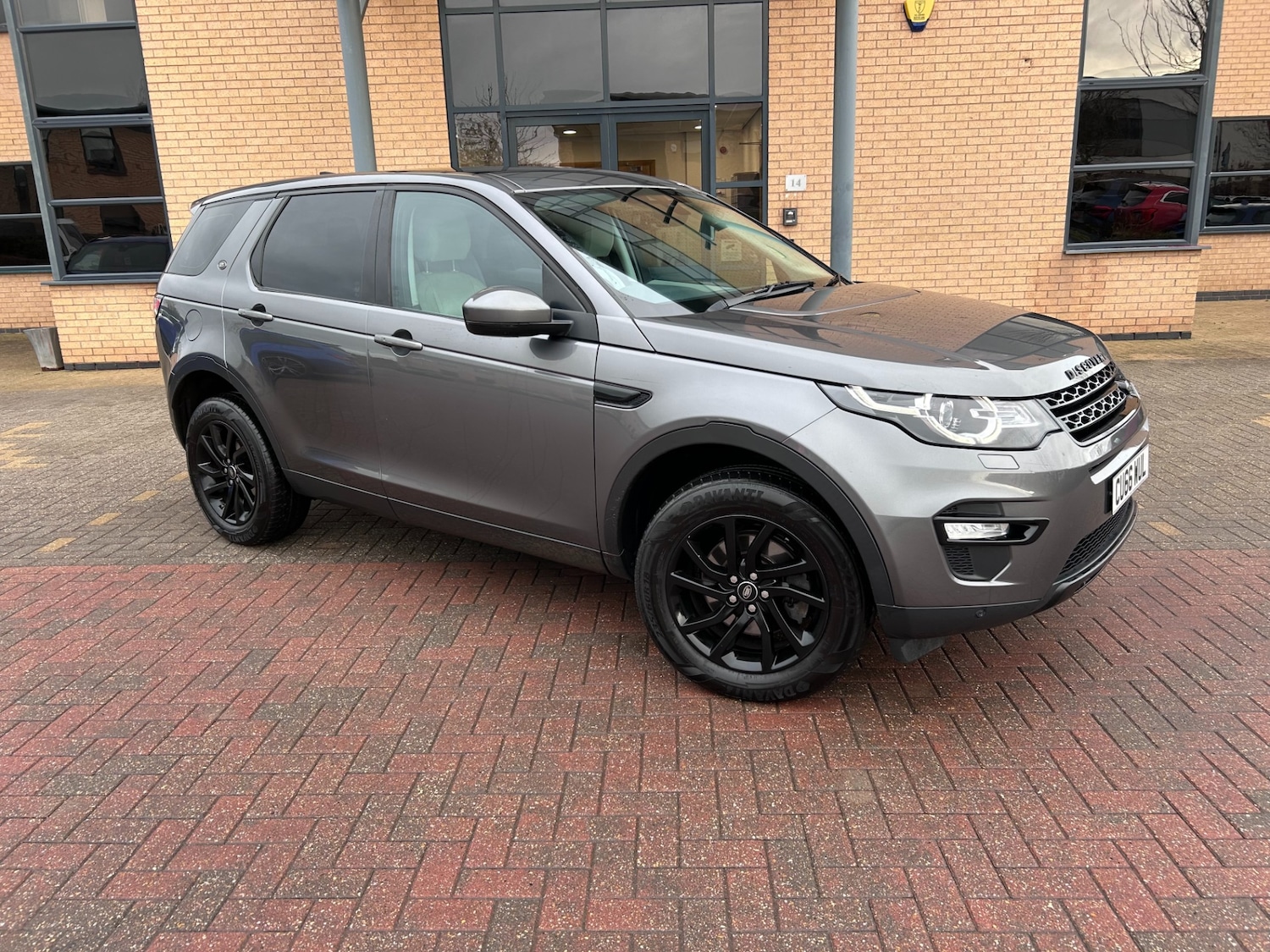 Used Land Rover Discovery Sport 2016 for sale - 77974125: Photo 19