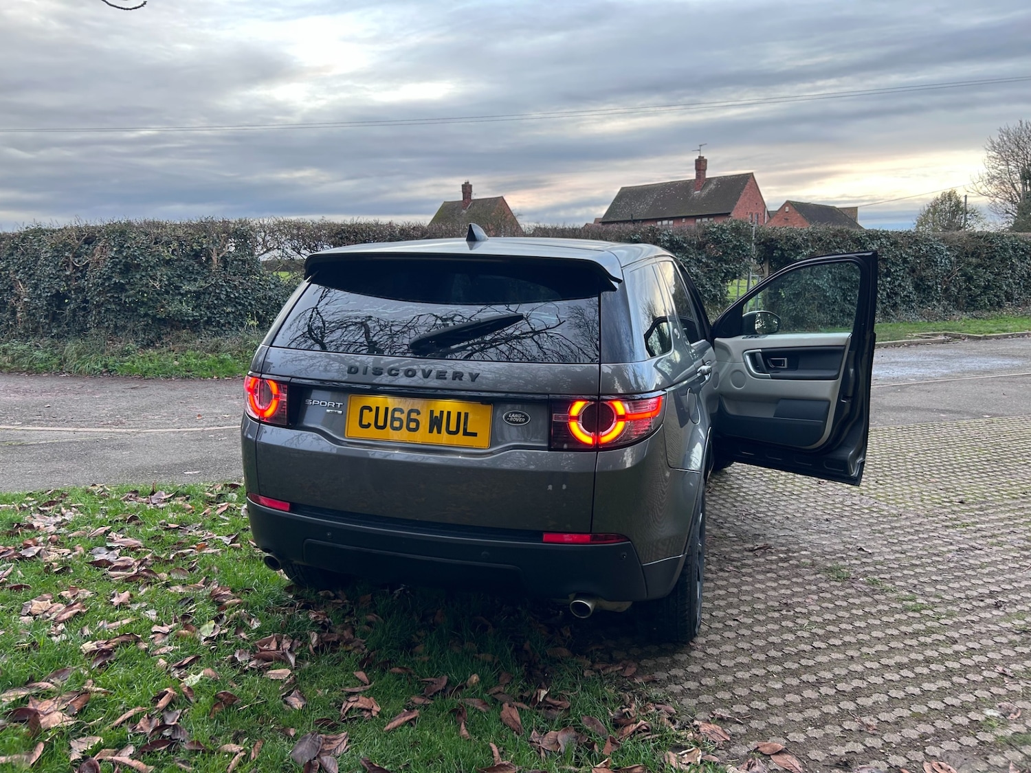 Used Land Rover Discovery Sport 2016 for sale - 77974125: Photo 7