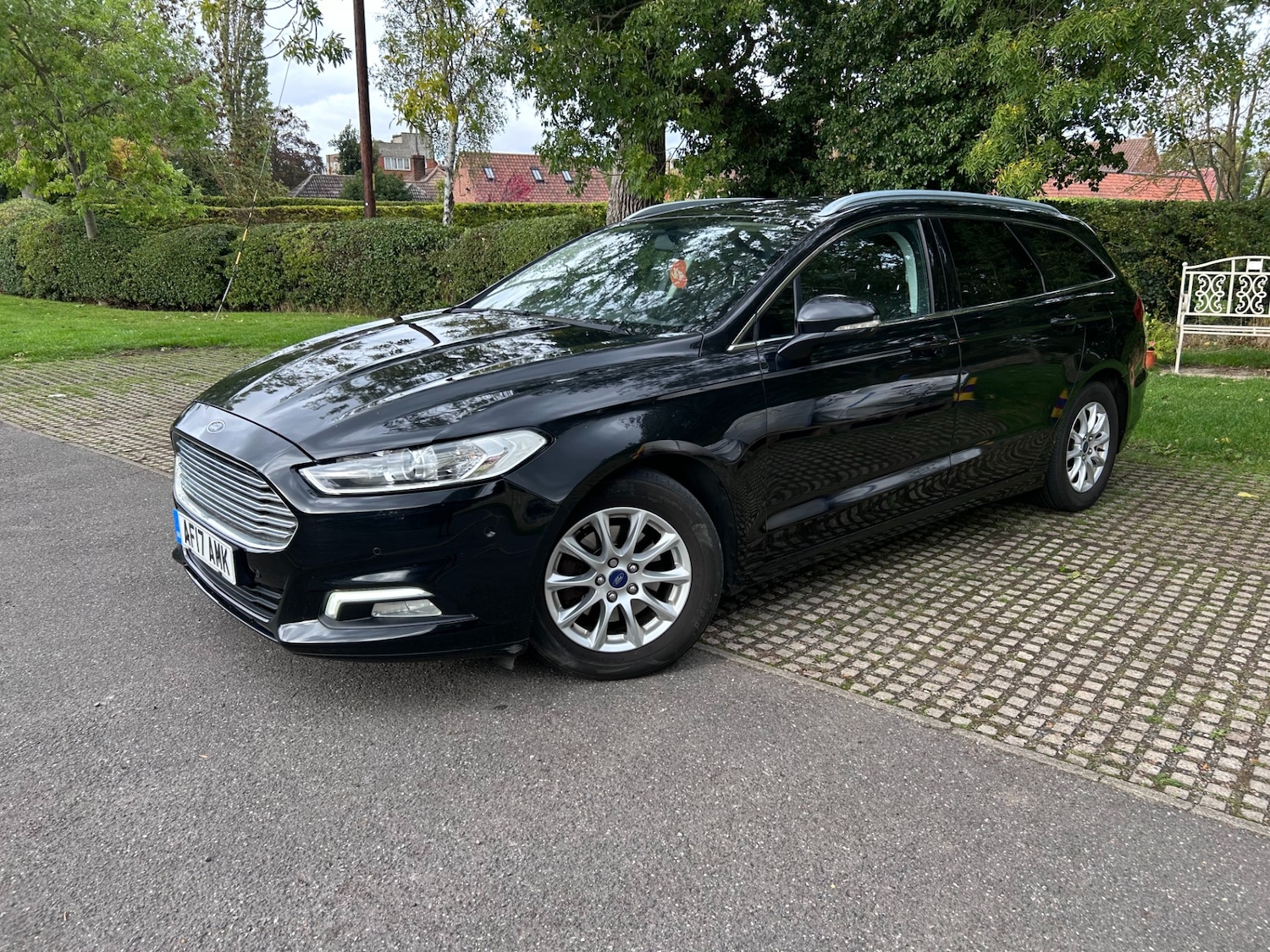 Used Ford Mondeo 2017 for sale - 76178102: Photo 2