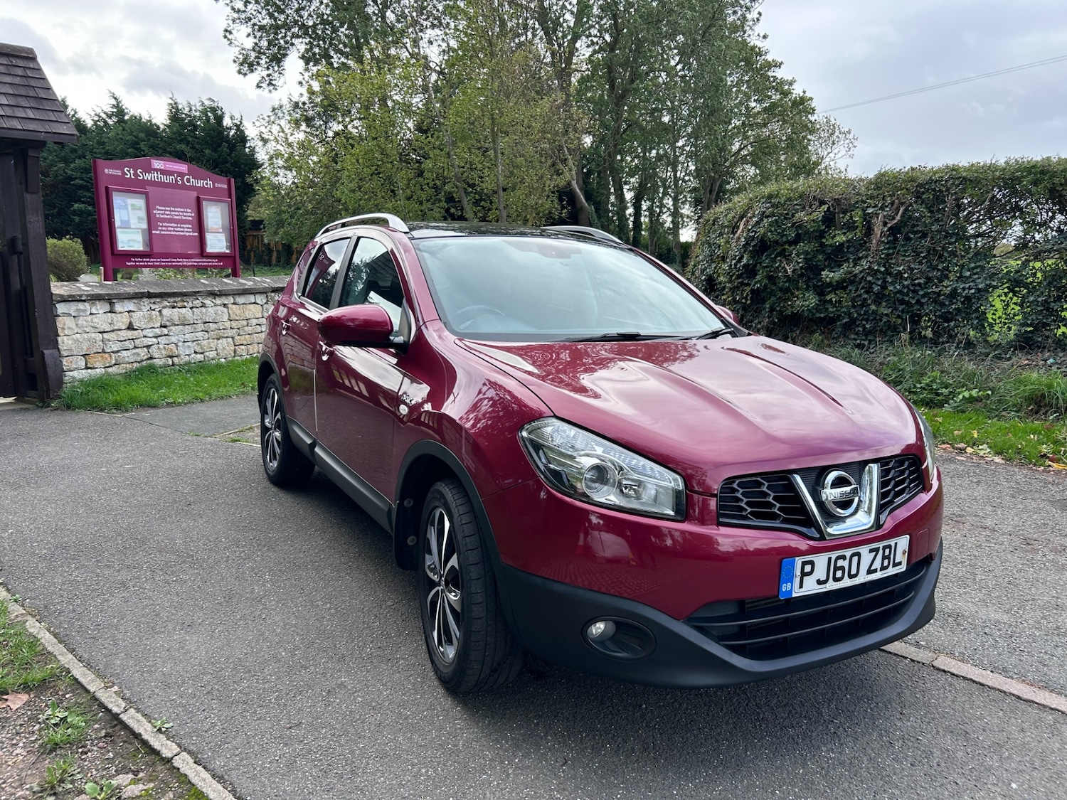 Used Nissan Qashqai 2011 for sale - 76170841: Photo 14