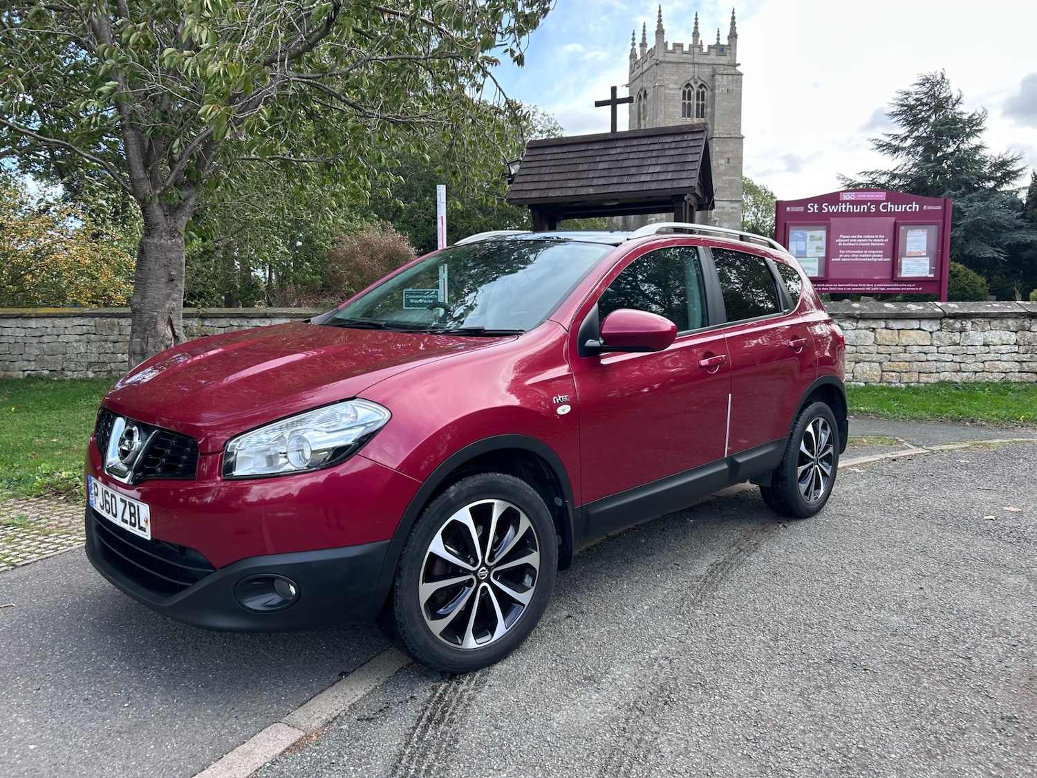 Used Nissan Qashqai 2011 for sale - 76170841: Photo 17