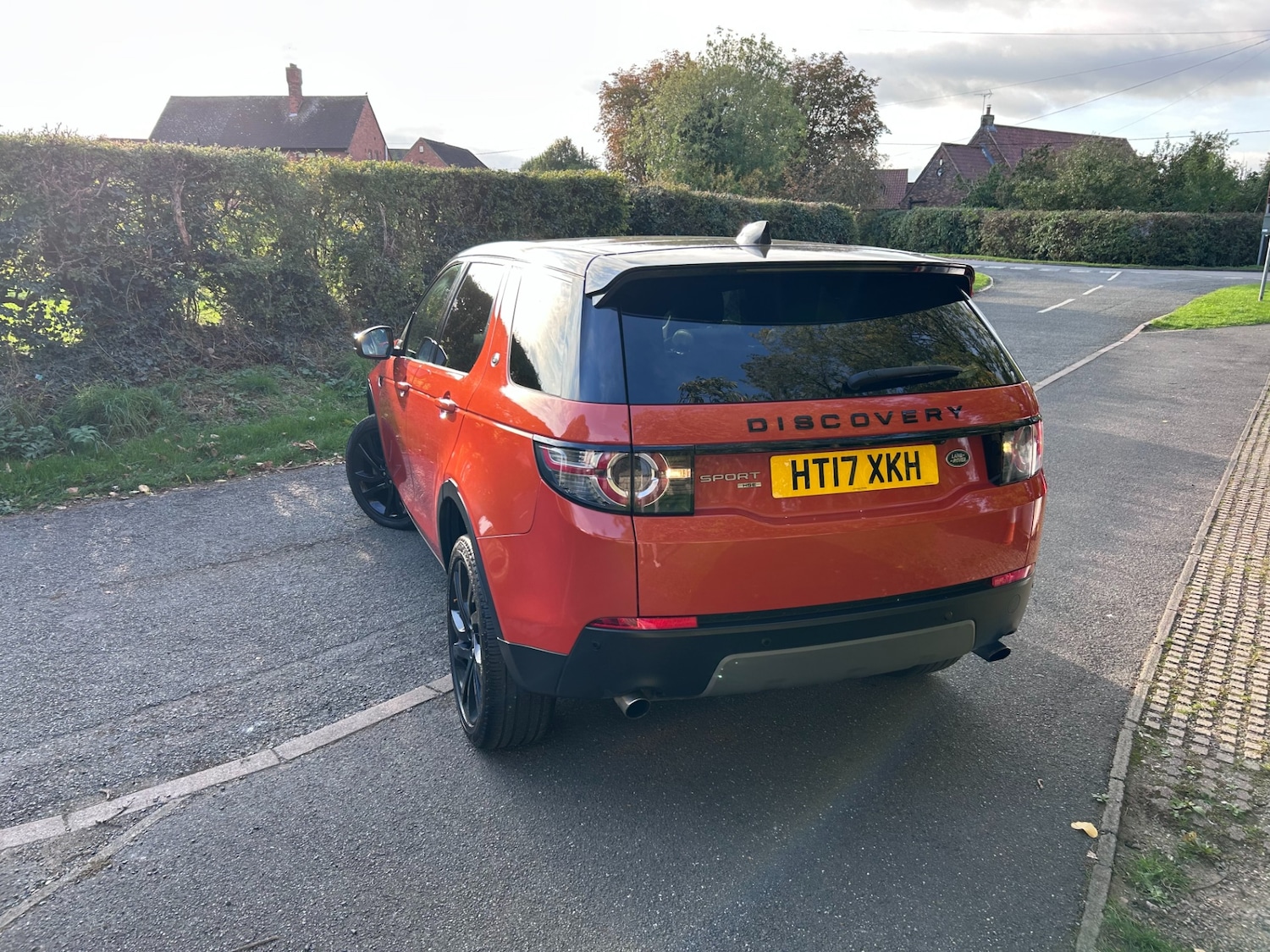 Used Land Rover Discovery Sport 2017 for sale - 76222079: Photo 10