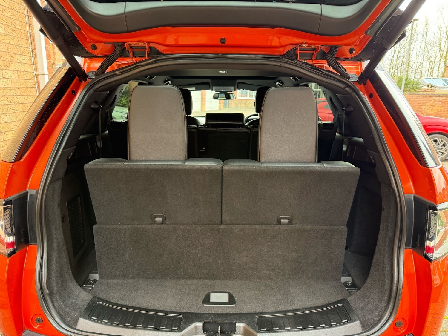 Used Land Rover Discovery Sport 2017 for sale - 76222079: Photo 24