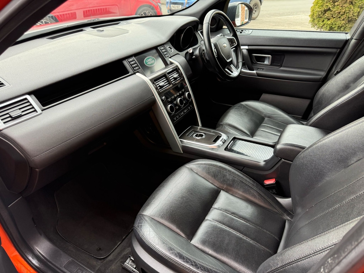 Used Land Rover Discovery Sport 2017 for sale - 76222079: Photo 26