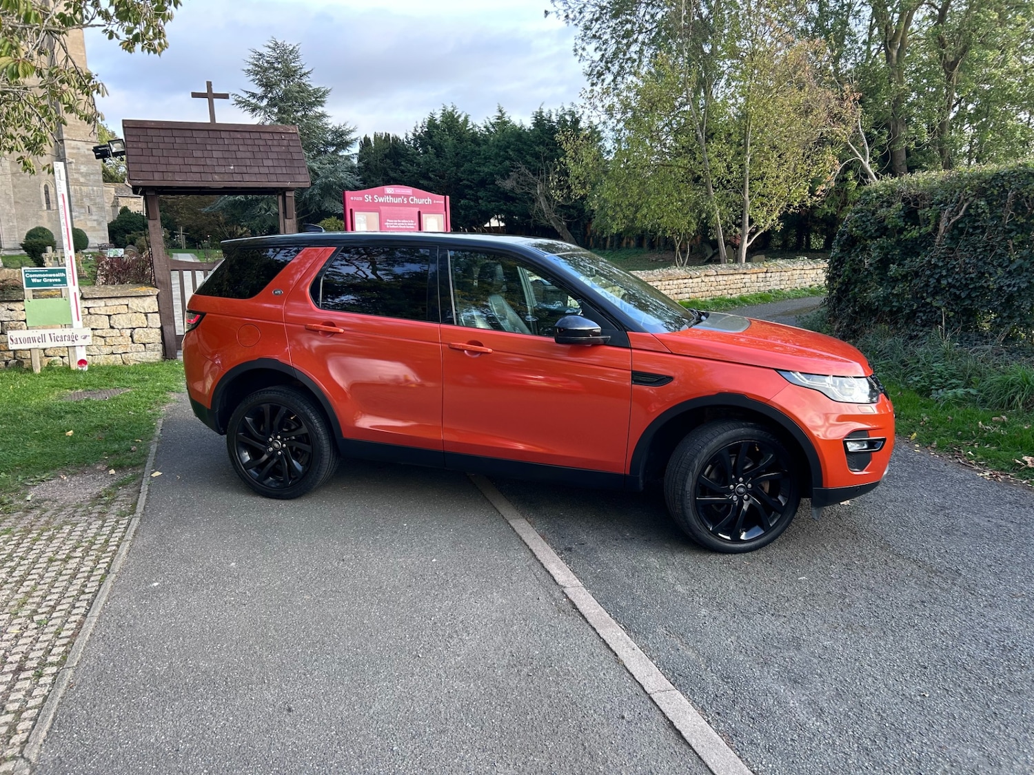 Used Land Rover Discovery Sport 2017 for sale - 76222079: Photo 5