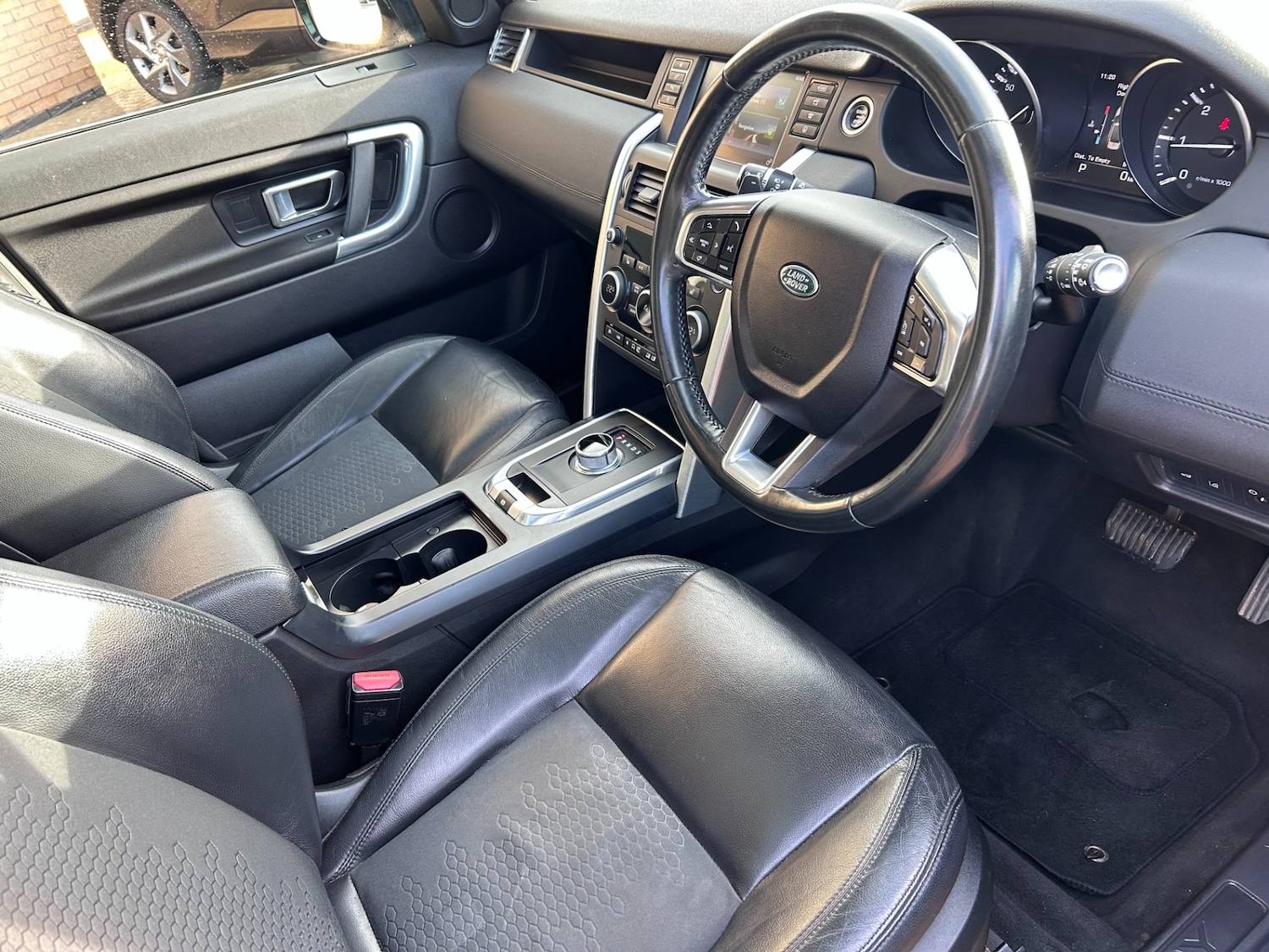 Used Land Rover Discovery Sport 2015 for sale - 76831284: Photo 9