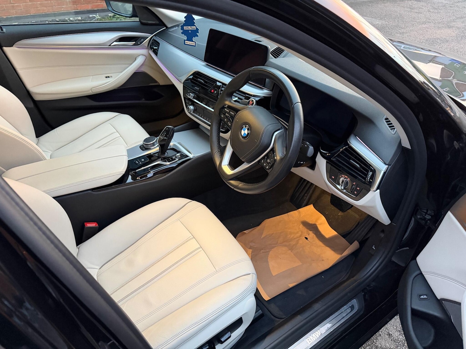 Used BMW 5 Series 2021 for sale - 76610147: Photo 11