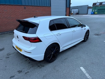 Used Volkswagen Golf 2023 for sale - 77230320: Photo