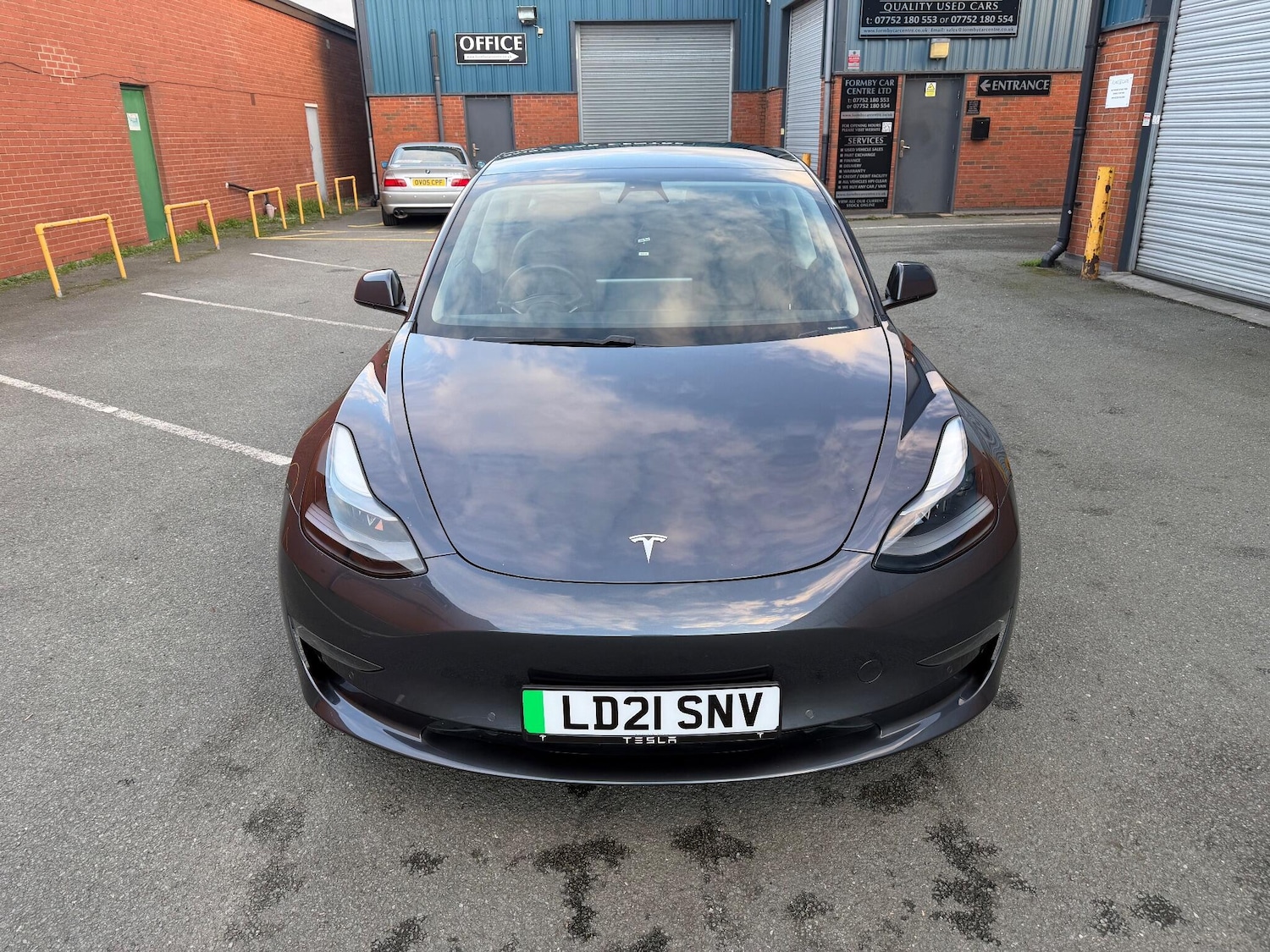 Used Tesla Model 3 2021 for sale - 76610142: Photo 8