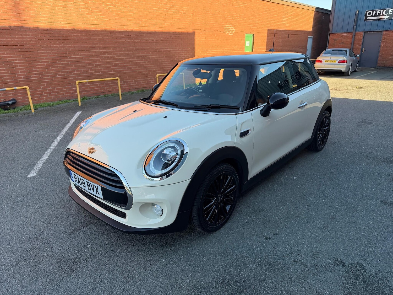 Used MINI Hatch 2018 for sale - 76610158: Photo 7