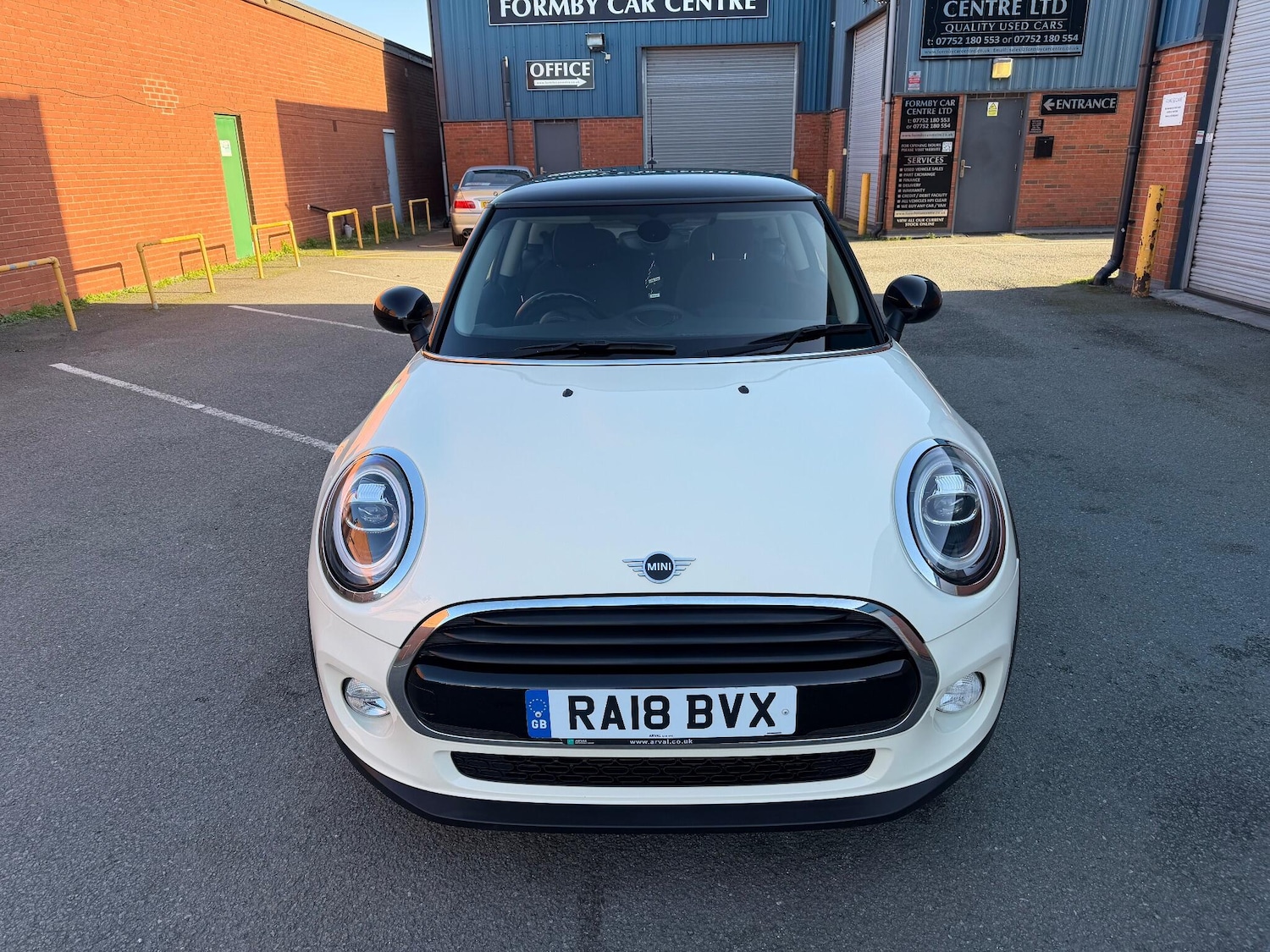 Used MINI Hatch 2018 for sale - 76610158: Photo 8