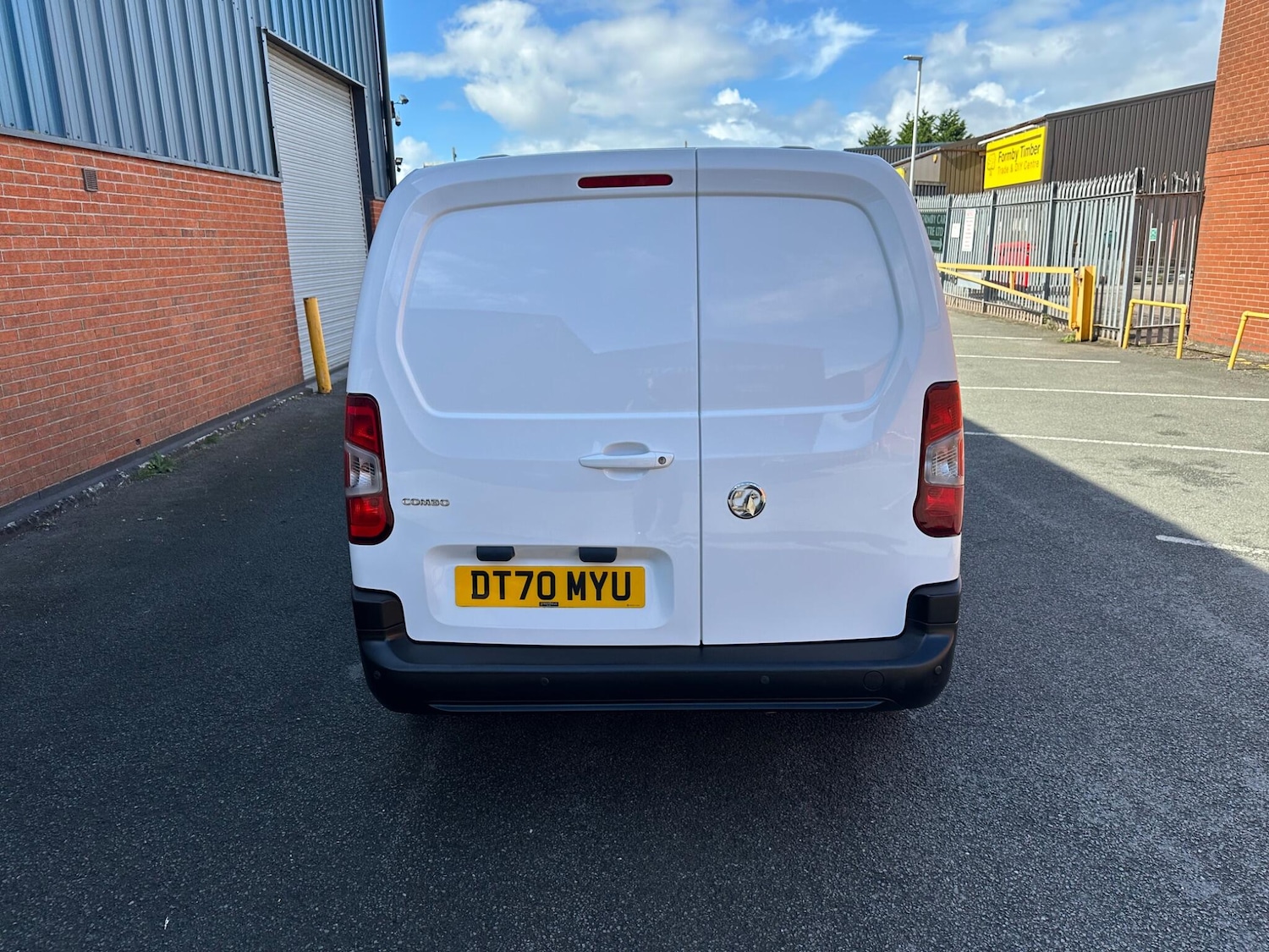 Used Vauxhall Combo 2021 for sale - 76991201: Photo 4