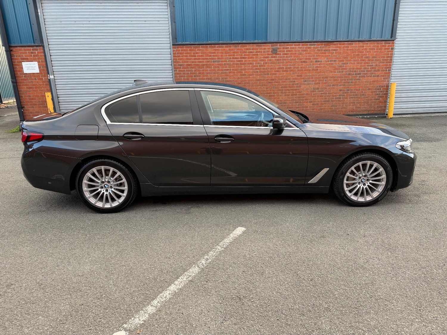 Used BMW 5 Series 2020 for sale - 76610148: Photo 2