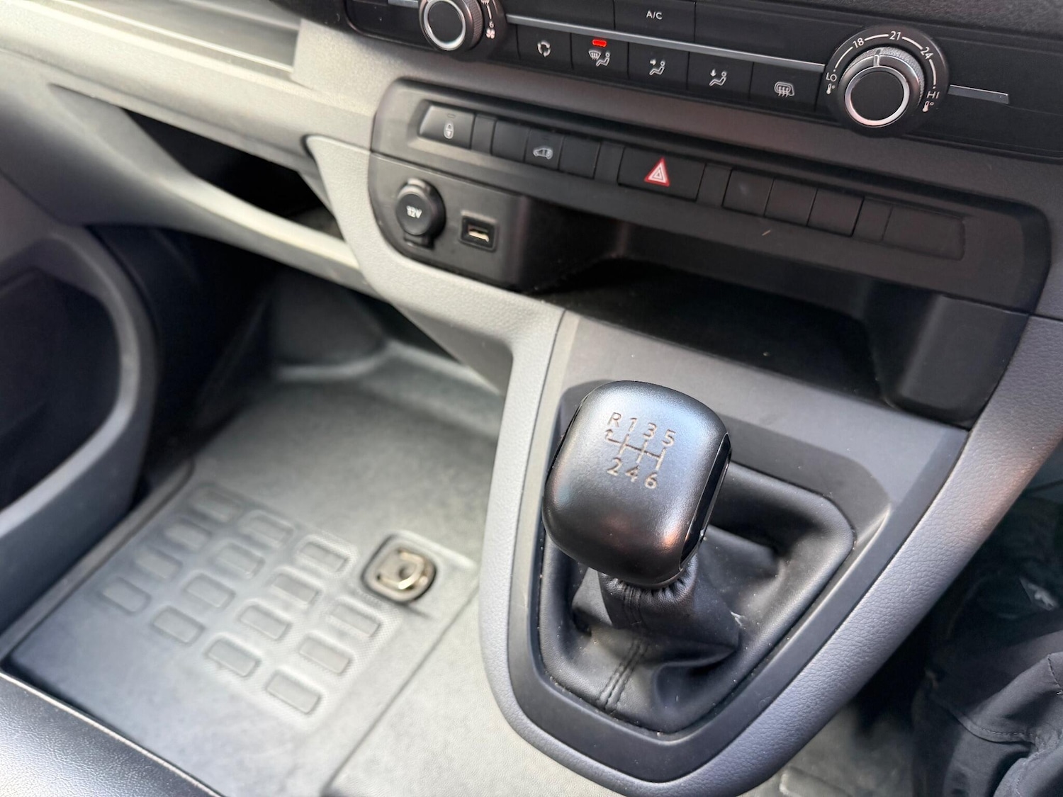 Used Vauxhall Vivaro 2021 for sale - 76610163: Photo 19