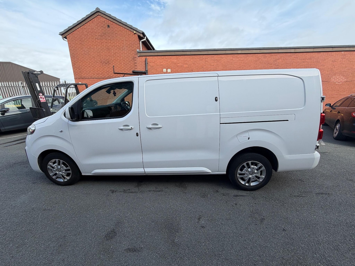 Used Vauxhall Vivaro 2021 for sale - 76610163: Photo 6