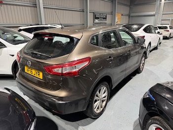 Used Nissan Qashqai 2016 for sale - 76976875: Photo