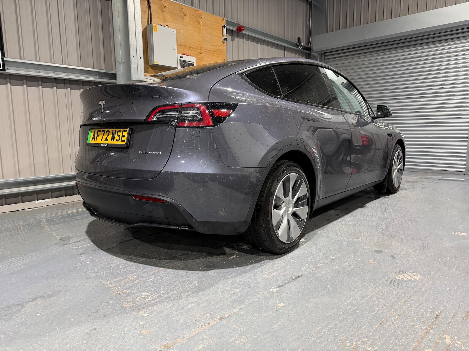 Used Tesla Model Y 2022 for sale - 76619957: Photo 2