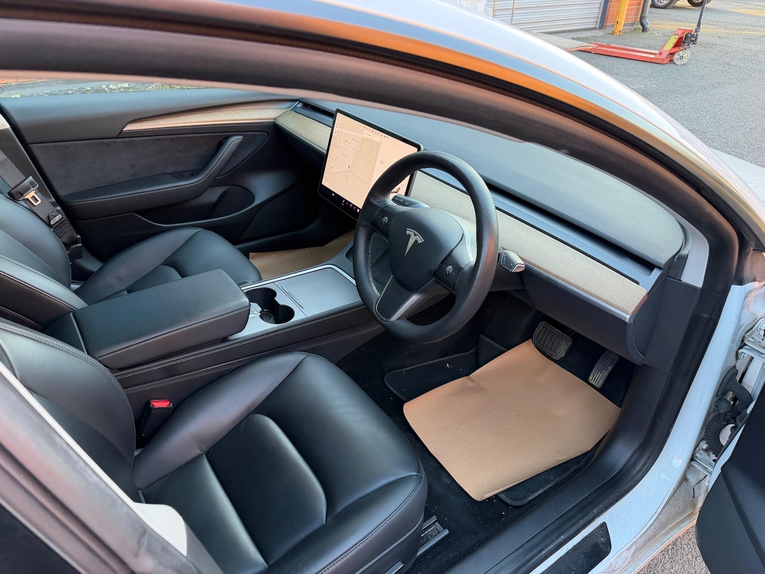 Used Tesla Model 3 2021 for sale - 76607308: Photo 10