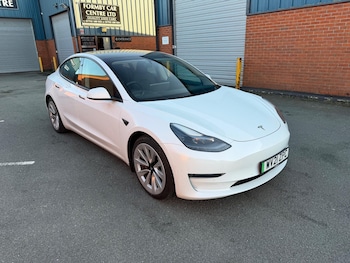 Used Tesla Model 3 2021 for sale - 76607308: Photo