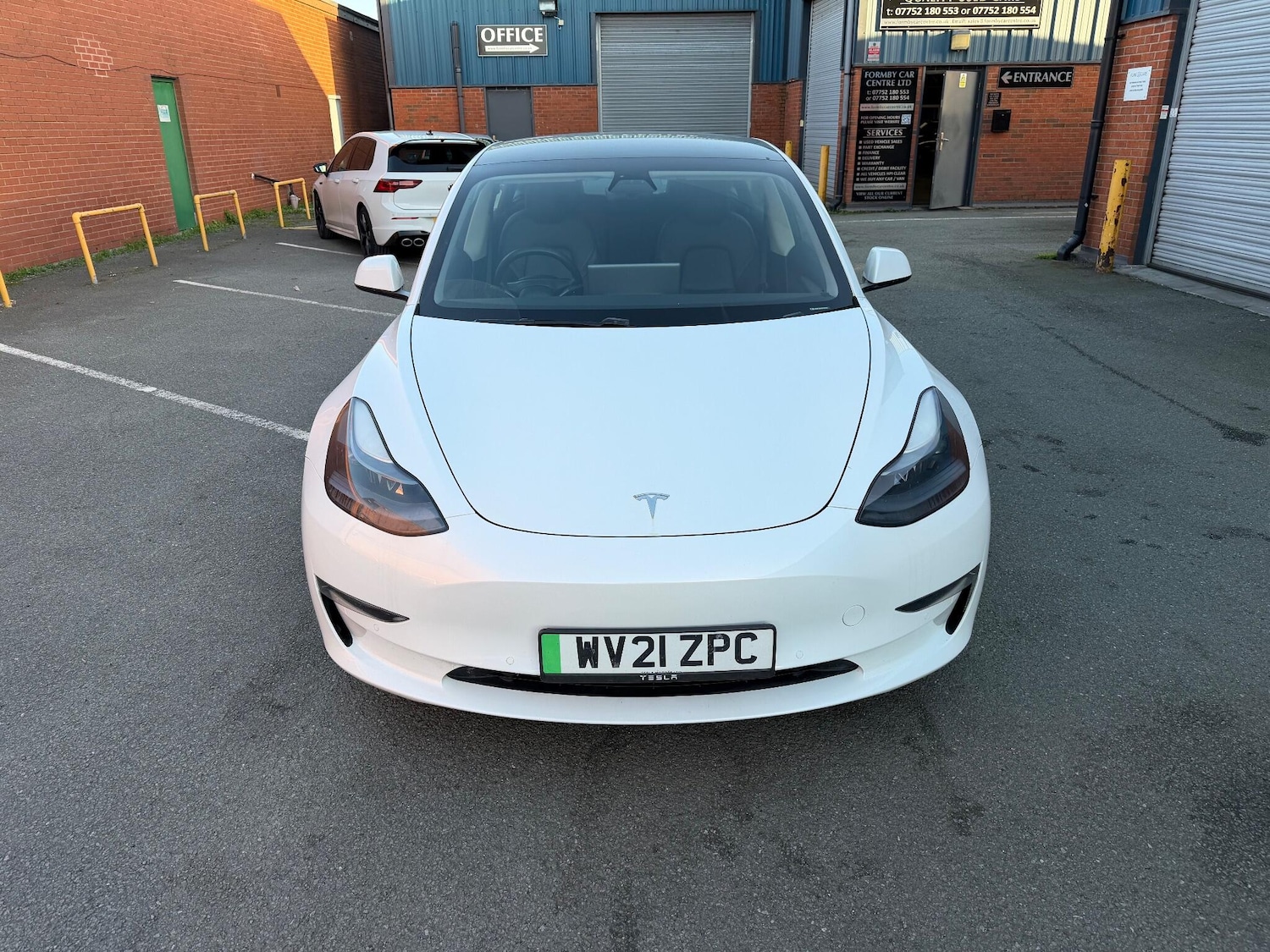 Used Tesla Model 3 2021 for sale - 76607308: Photo 8