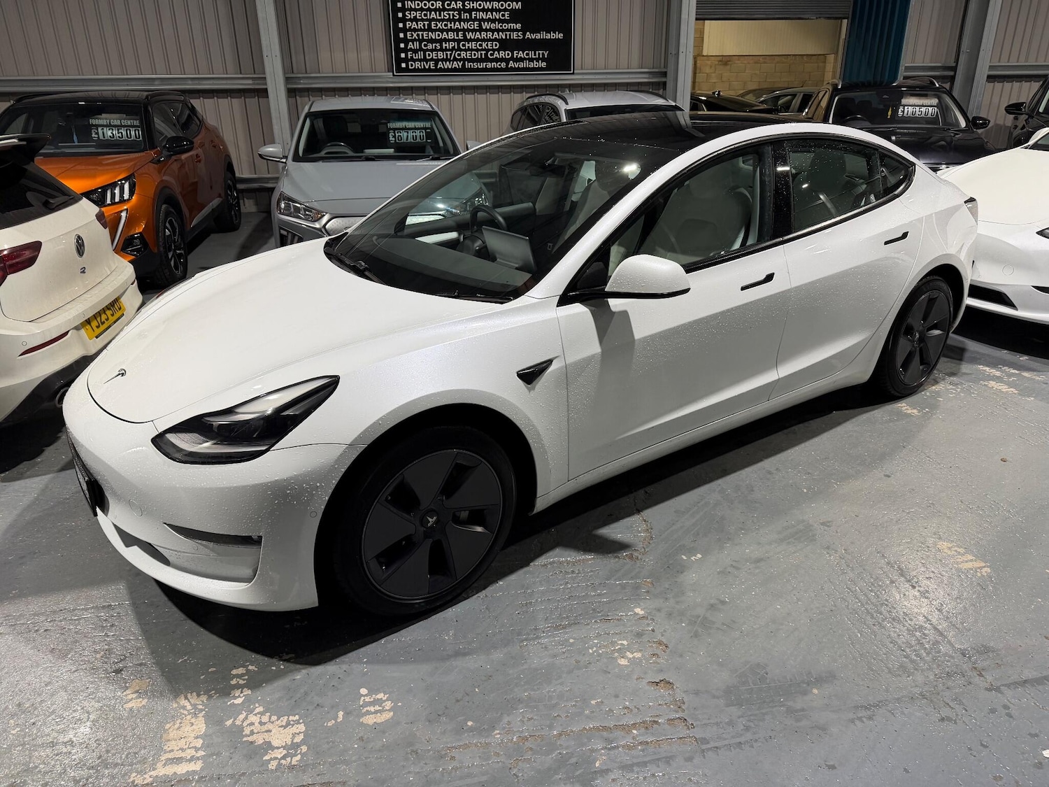 Used Tesla Model 3 2021 for sale - 76976439: Photo 2