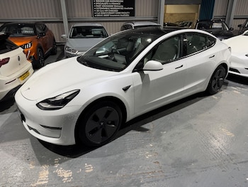 Used Tesla Model 3 2021 for sale - 76976439: Photo