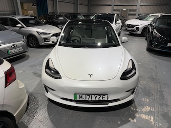 Used Tesla Model 3 2021 for sale - 76976439: Photo