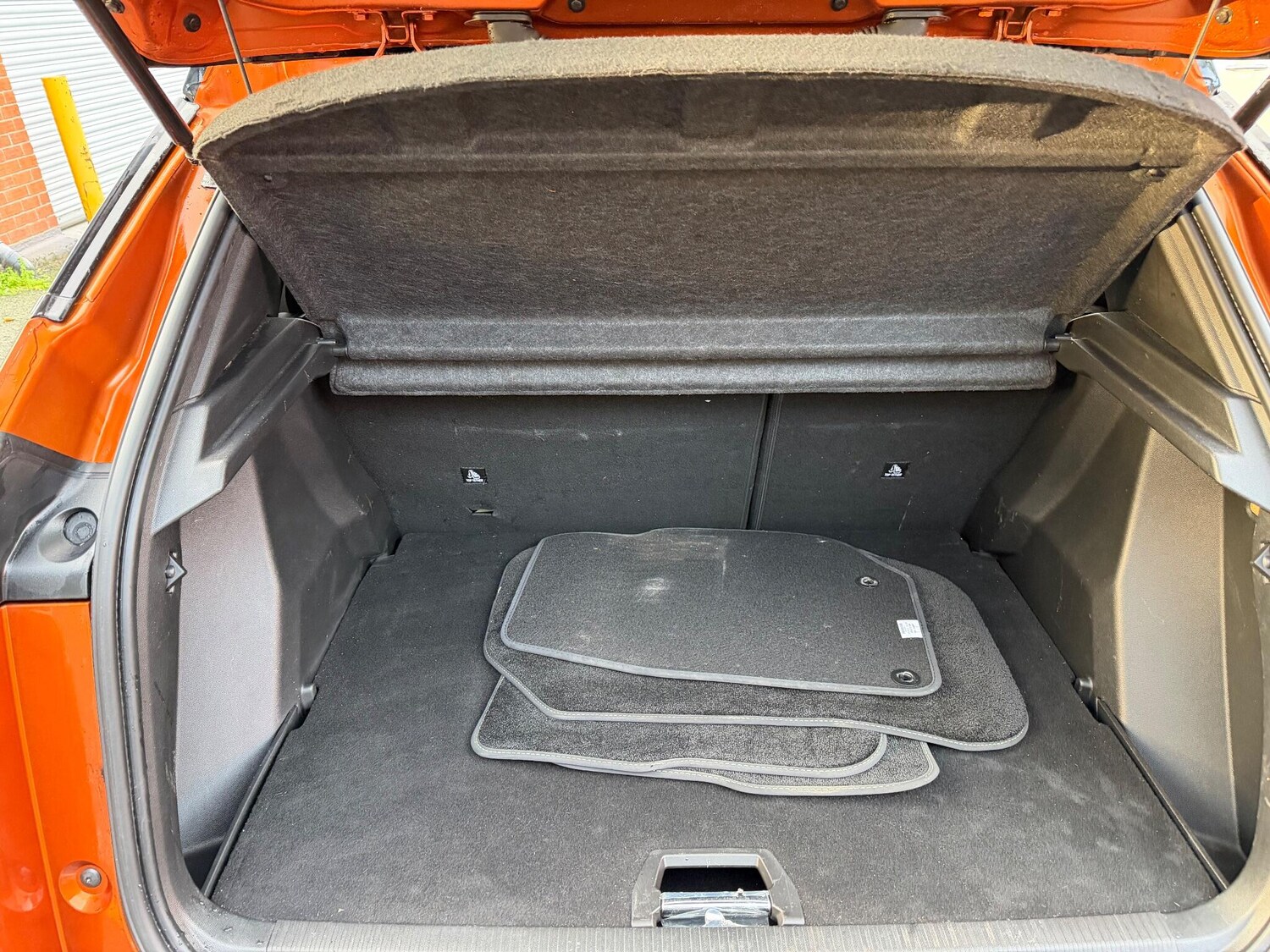 Used Peugeot 2008 2022 for sale - 76912731: Photo 13