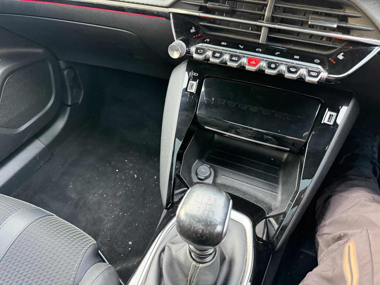 Used Peugeot 2008 2022 for sale - 76912731: Photo 21