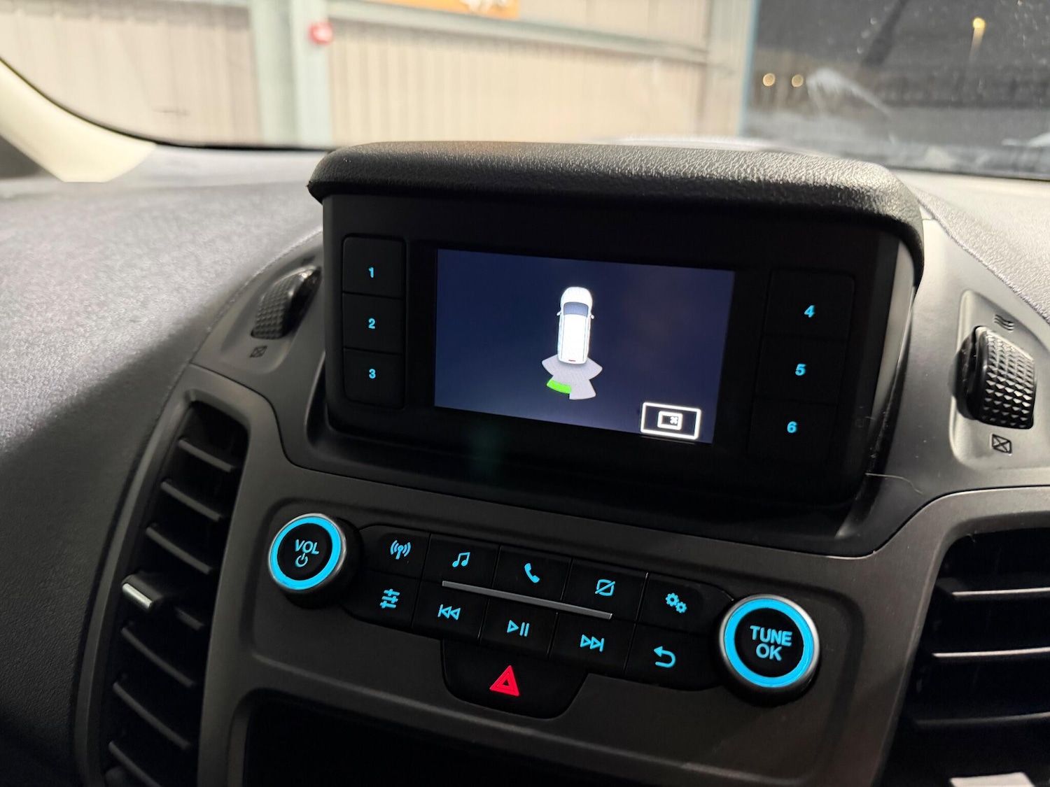 Used Ford Transit Connect 2019 for sale - 76610145: Photo 17