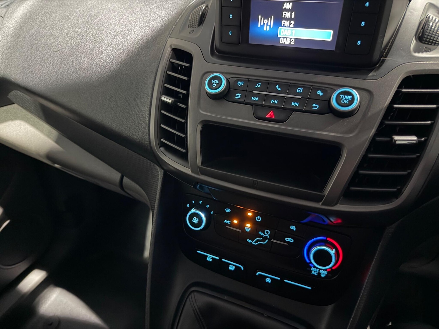 Used Ford Transit Connect 2019 for sale - 76610145: Photo 19