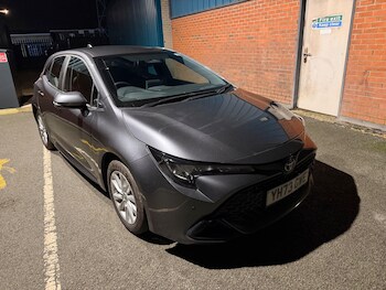 (73) - 1.8 VVT-h Icon CVT Euro 6 (s/s) 5dr