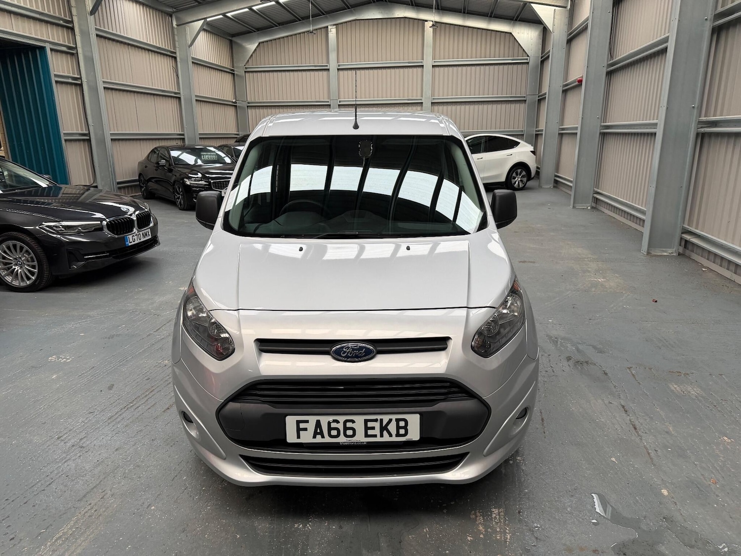 Used Ford Transit Connect 2017 for sale - 77191829: Photo 8