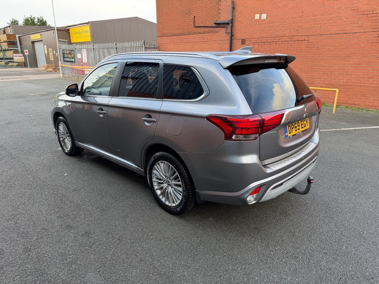 Used Mitsubishi Outlander 2019 for sale - 76927075: Photo 5