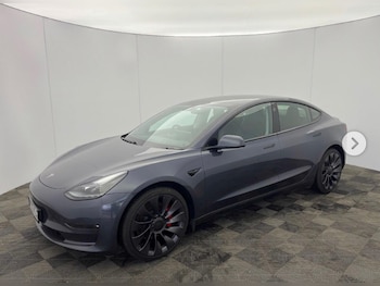 Used Tesla Model 3 2022 for sale - 76742300: Photo