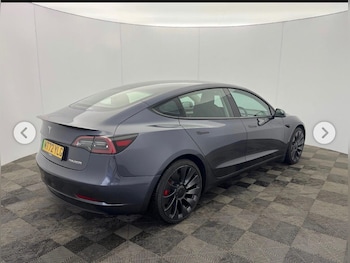 Used Tesla Model 3 2022 for sale - 76742300: Photo