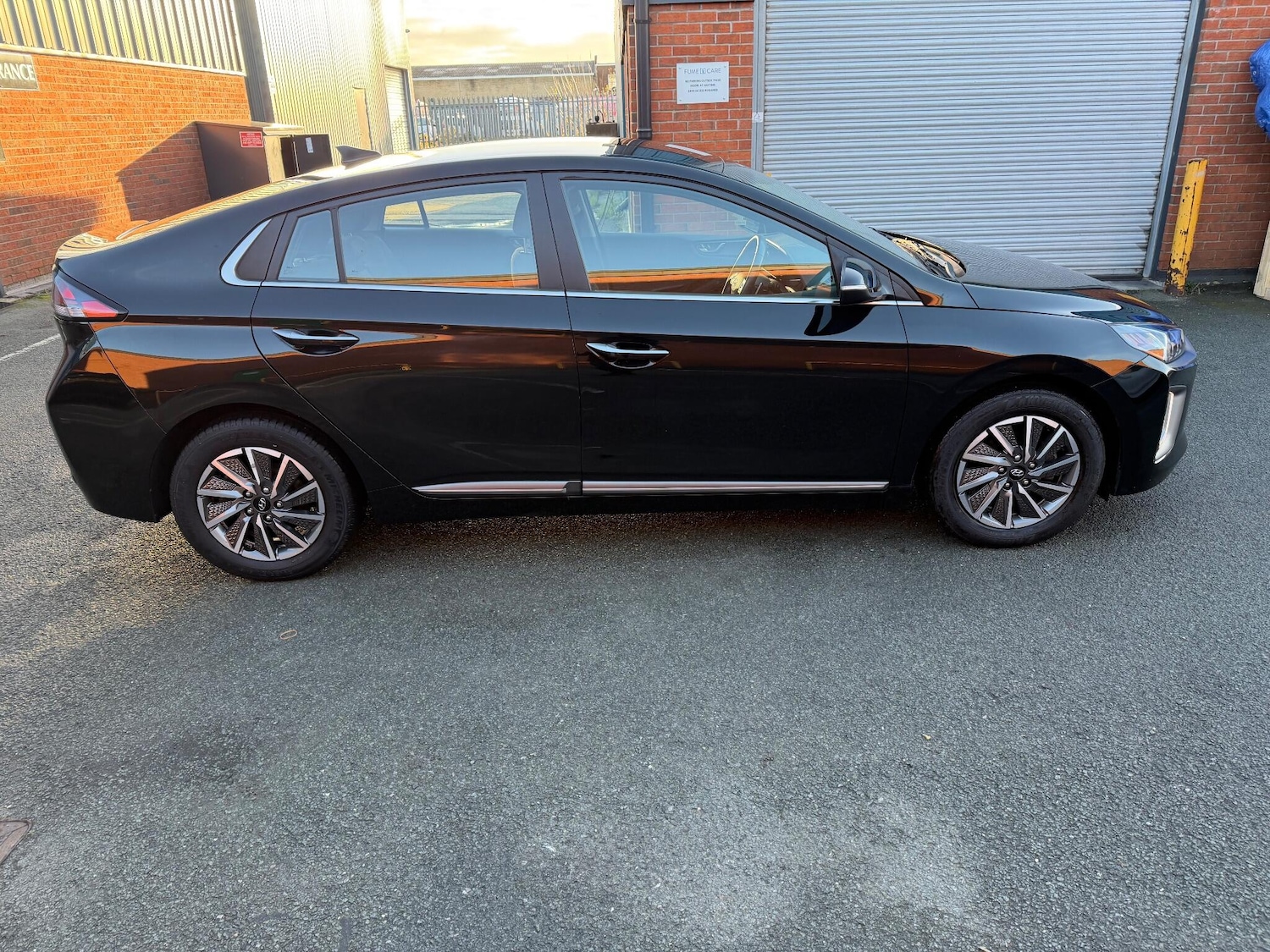 Used Hyundai IONIQ 2021 for sale - 76786393: Photo 4