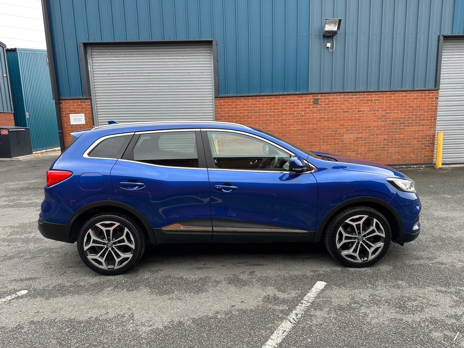 Used Renault Kadjar 2022 for sale - 76753068: Photo 2