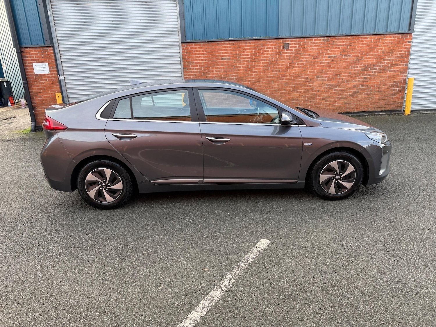 Used Hyundai IONIQ 2019 for sale - 76701045: Photo 2