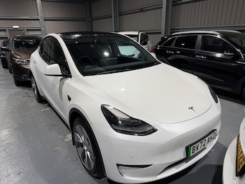 Used Tesla Model Y 2022 for sale - 76976440: Photo