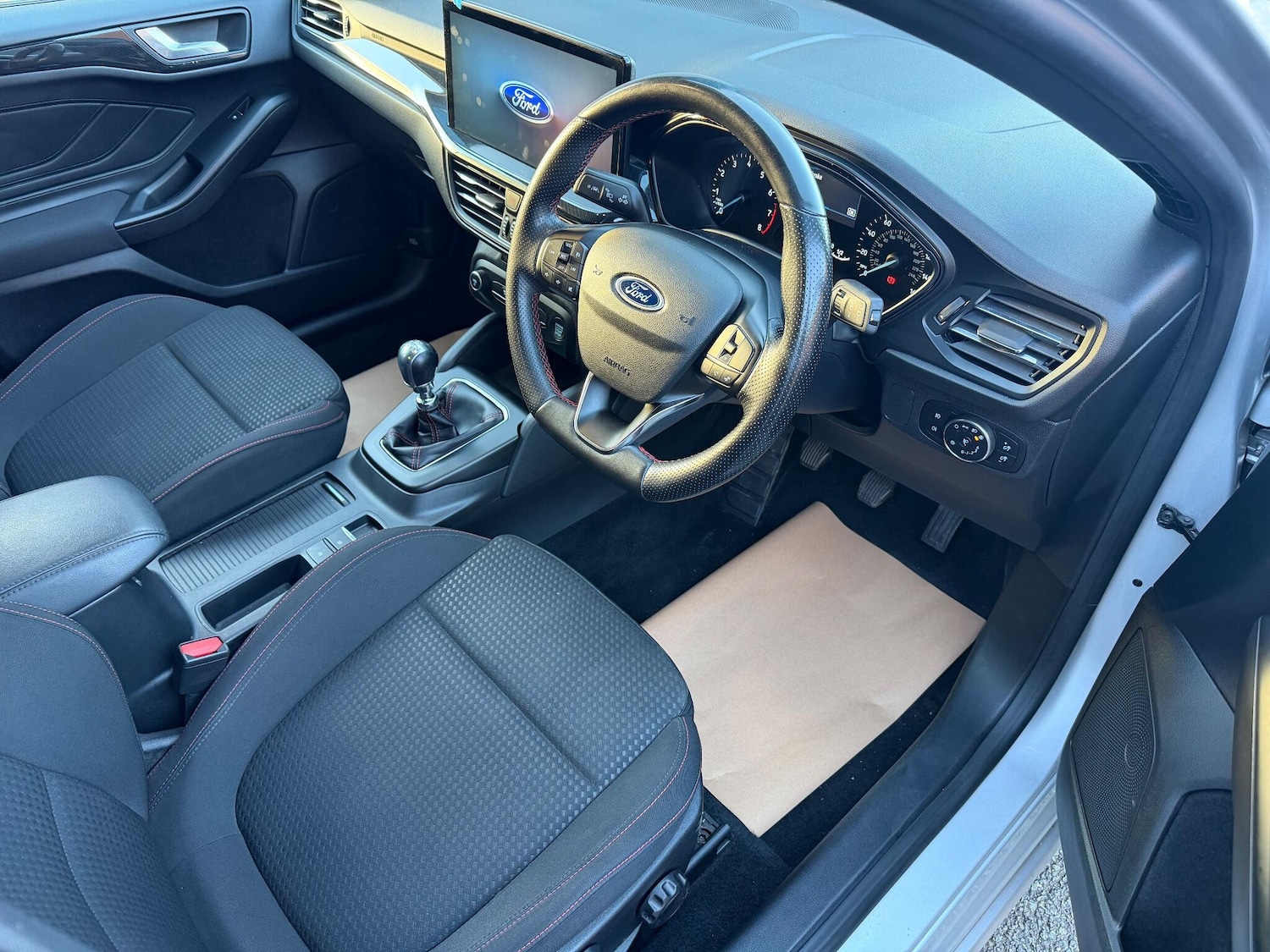 Used Ford Focus 2022 for sale - 76965136: Photo 10