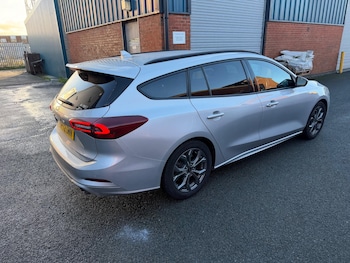 Used Ford Focus 2022 for sale - 76965136: Photo